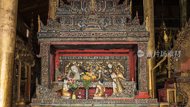 这是缅甸掸邦茵莱湖最大、最古老的寺庙——雅Phe Kyaung寺内的卧佛雕像。跳猫修道院